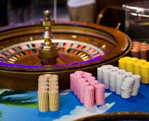 Yunan Adaları & Atina 4 Gece 5 Gün (Celestyal Discovery-Kuşadası Hareketli)*