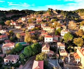 Bahar Özel; Ayvalık, Cunda Adası, Çanakkale Şehitlik Turu