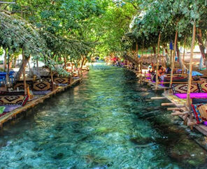 Uçaklı Butik Diyarbakır, Urfa, Göbeklitepe, Mardin, Midyat, Dara Antik Kenti Turu (Bayram Tatili Özel)