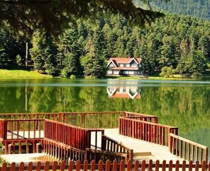 Yeni Rota: Batı Karadeniz Turu Amasra Safranbolu Güzelcehisar Lav Sütunları Göller Bölgesi (3 Gün 3 Gece)