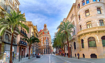 İzmir ` den Direkt Uçuş Elegant İspanya Endülüs Turu (7 Gün 6 Gece)