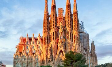 Express Barcelona Turu (Sevgililer Günü Özel) 