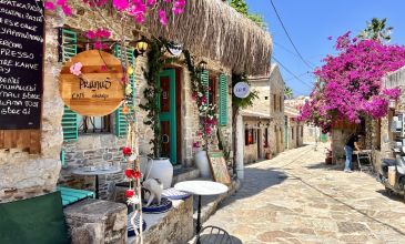 Günübirlik Datça Badem Çiçeği Festivali