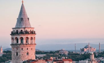 Lale ve Erguvan Zamanı İstanbul Turu (2 Gece Konaklamalı)
