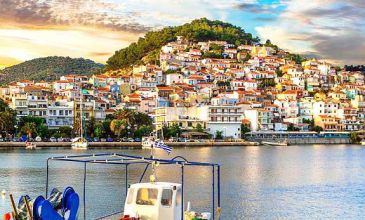 Midilli Adası Tatil Paketi (Feribot Bileti ve Blue Sea Hotel 2 Gece Konaklama)